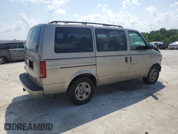 ✅ 2003 GMC Safari • VIN: 1GKDM19X13B501441 • Lot: 61759245. Listed on Copart with Not provided. Free auction sales archive from the USA and detailed vehicle history report at DreamBid. Image 3.