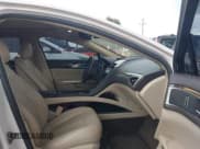 ✅ 2016 Lincoln MKZ • VIN: 3LN6L2GKXGR626259 • Lot: 42870647. Listed on IAAI with 103,267 mi. Free auction sales archive from the USA and detailed vehicle history report at DreamBid. Image 5.