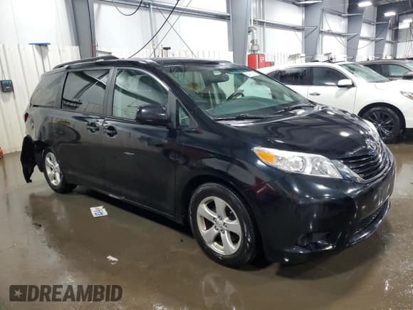 ✅ 2016 Toyota Sienna LE AAS • VIN: 5TDKK3DC9GS759584 • Lot: 62412365. Listed on Copart with 152,266 mi. Free auction sales archive from the USA and detailed vehicle history report at DreamBid. Image 4.