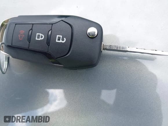 ✅ 2016 Ford Explorer • VIN: 1FM5K8B87GGB44031 • Lot: 42346029. Listed on IAAI with 156,474 mi. Free auction sales archive from the USA and detailed vehicle history report at DreamBid. Image 11.