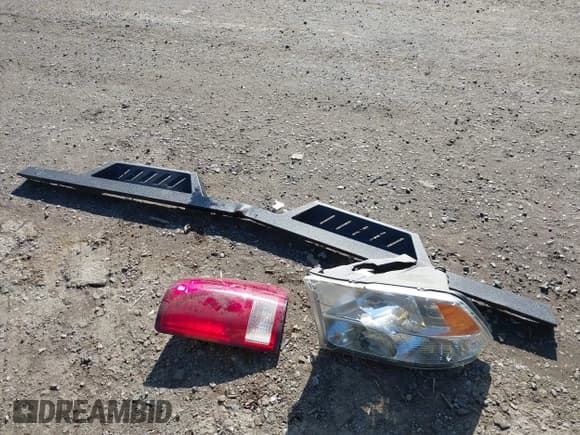 ✅ 2021 Ram 1500 Tradesman • VIN: 3C6RR6KT1MG535919 • Lot: 43704853. Listed on IAAI with 76,154 mi. Free auction sales archive from the USA and detailed vehicle history report at DreamBid. Image 12.