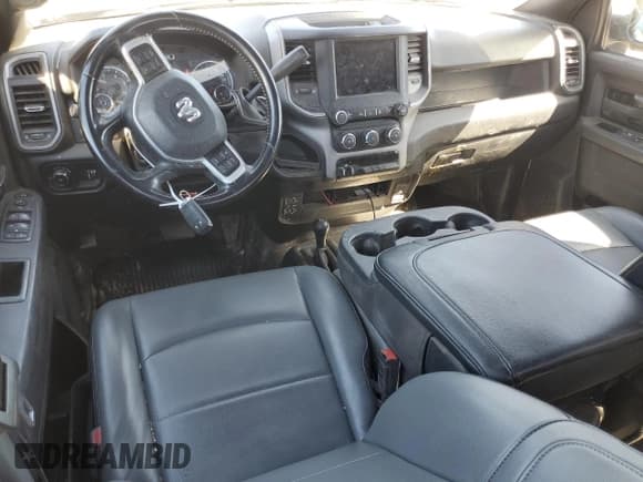 ✅ 2021 Ram 2500 Tradesman • VIN: 3C6UR5HL6MG619567 • Лот: 57400614. Опубликован ранее на Copart с пробегом 97 060 миль. Бесплатный доступ к архиву аукционных продаж из США и подробный отчёт об истории автомобиля на DreamBid. Изображение 8.