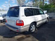 ✅ 2004 Toyota Land Cruiser • VIN: JTEHT05J142065683 • Lot: 42040138. Listed on IAAI with 241,827 mi. Free auction sales archive from the USA and detailed vehicle history report at DreamBid. Image 4.