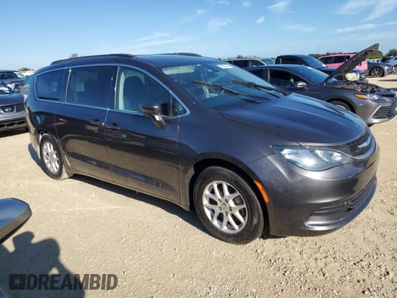 ✅ 2018 Chrysler Pacifica LX • VIN: 2C4RC1CG9JR288914 • Лот: 73937904. Опубликован ранее на Copart с пробегом Не указан. Бесплатный доступ к архиву аукционных продаж из США и подробный отчёт об истории автомобиля на DreamBid. Изображение 4.