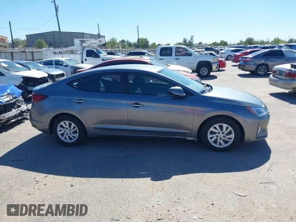 2019 Hyundai Elantra SE с VIN 5NPD74LF2KH419770, выставлен на аукционе IAAI как лот 43584318 с пробегом 127 673 миль миль и . История ставок и продаж доступна на DreamBid. Изображение 13.