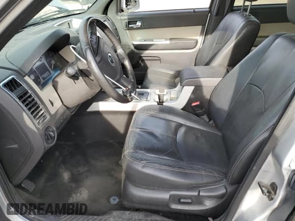 ✅ 2011 Mercury Mariner Premier • VIN: 4M2CN8HGXBKJ03958 • Лот: 54121105. Опубликован ранее на Copart с пробегом 156 310 миль. Бесплатный доступ к архиву аукционных продаж из США и подробный отчёт об истории автомобиля на DreamBid. Изображение 7.