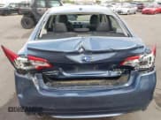 ✅ 2015 Subaru Legacy Limited • VIN: 4S3BNAN61F3072796 • Lot: 43744614. Wystawiony na IAAI z przebiegiem 101 934 mil. Bezpłatny archiwum sprzedaży aukcyjnych z USA i szczegółowy raport historii pojazdu na DreamBid. Zdjęcie 6.