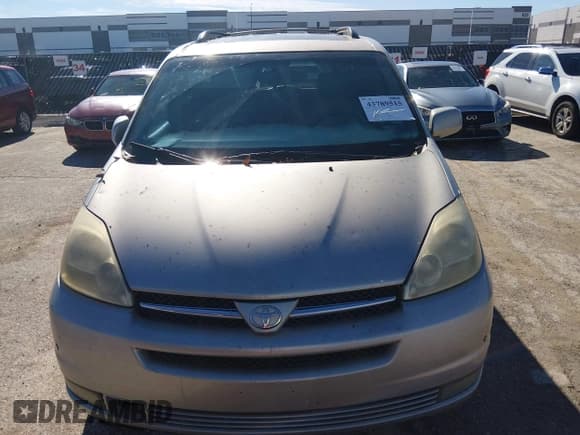 ✅ 2005 Toyota Sienna XLE • VIN: 5TDBA22C75S040833 • Lot: 43789515. Wystawiony na IAAI z przebiegiem 300 338 mil. Bezpłatny archiwum sprzedaży aukcyjnych z USA i szczegółowy raport historii pojazdu na DreamBid. Zdjęcie 6.