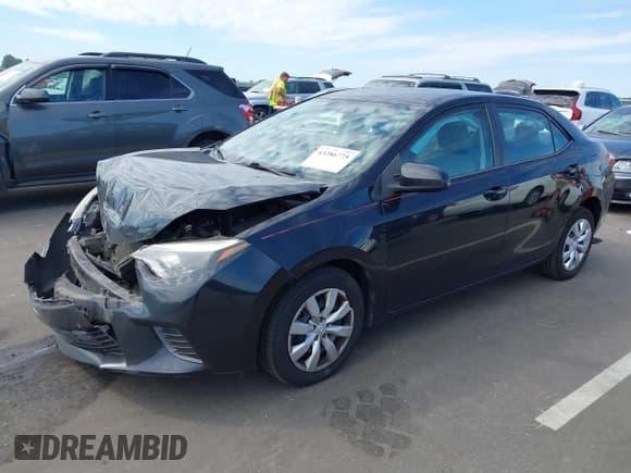 ✅ 2016 Toyota Corolla L • VIN: 5YFBURHE5GP381782 • Lot: 43286775. Listed on IAAI with 103,869 mi. Free auction sales archive from the USA and detailed vehicle history report at DreamBid. Image 17.