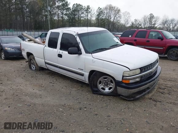 ✅ 2001 Chevrolet Silverado 1500 LS • VIN: 2GCEK19T811392878 • Лот: 41829021. Опубликован ранее на IAAI с пробегом 230 243 миль. Бесплатный доступ к архиву аукционных продаж из США и подробный отчёт об истории автомобиля на DreamBid. Изображение 1.
