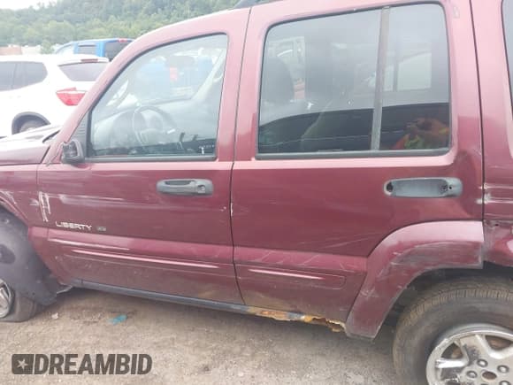 ✅ 2002 Jeep Liberty Limited • VIN: 1J4GL58K62W152089 • Лот: 42934257. Опубликован ранее на IAAI с пробегом 132 345 миль. Бесплатный доступ к архиву аукционных продаж из США и подробный отчёт об истории автомобиля на DreamBid. Изображение 14.