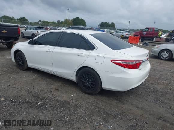 2015 Toyota Camry LE with VIN 4T1BF1FK9FU902181, listed as a IAAI auction lot 43376033 with 165,678 mi miles and . Bid and sale history available at DreamBid. Image 3.