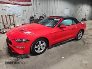 ✅ 2022 Ford Mustang EcoBoost Premium • VIN: 1FATP8UH7N5133832 • Lot: 90575775. Wystawiony na Copart z przebiegiem 28 635 mil. Bezpłatny archiwum sprzedaży aukcyjnych z USA i szczegółowy raport historii pojazdu na DreamBid. Zdjęcie 1.