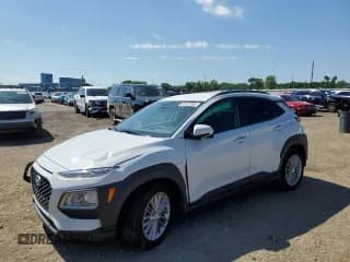 ✅ 2019 Hyundai Kona SEL • VIN: KM8K22AA2KU388314 • Лот: 63487695. Опубликован ранее на Copart с пробегом 57 312 миль. Бесплатный доступ к архиву аукционных продаж из США и подробный отчёт об истории автомобиля на DreamBid. Изображение 1.