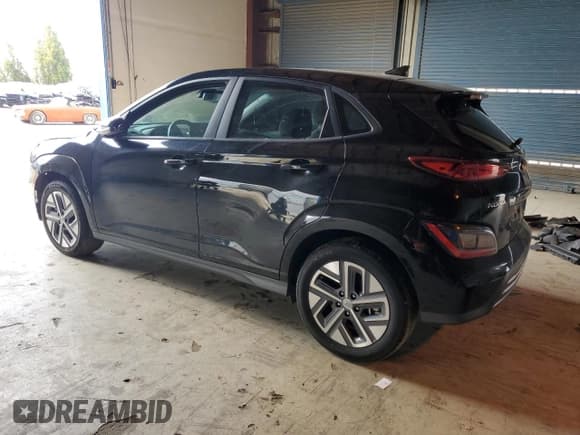 ✅ 2023 Hyundai Kona SEL • VIN: KM8K33AG3PU186872 • Lot: 89713975. Wystawiony na Copart z przebiegiem 37 995 mil. Bezpłatny archiwum sprzedaży aukcyjnych z USA i szczegółowy raport historii pojazdu na DreamBid. Zdjęcie 2.