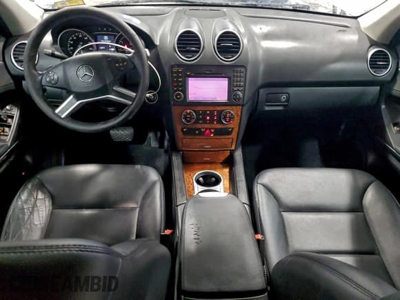 ✅ 2009 Mercedes-Benz M 350 • VIN: 4JGBB86E99A498254 • Lot: 95301815. Wystawiony na Copart z przebiegiem 208 071 mil. Bezpłatny archiwum sprzedaży aukcyjnych z USA i szczegółowy raport historii pojazdu na DreamBid. Zdjęcie 8.