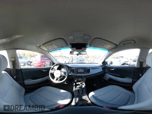✅ 2018 Kia Rio LX • VIN: 3KPA24AB3JE145676 • Lot: 43593458. Wystawiony na IAAI z przebiegiem 193 018 mil. Bezpłatny archiwum sprzedaży aukcyjnych z USA i szczegółowy raport historii pojazdu na DreamBid. Zdjęcie 18.