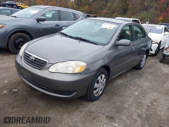 ✅ 2007 Toyota Corolla CE • VIN: 2T1BR32E47C719356 • Lot: 43575723. Wystawiony na IAAI z przebiegiem 180 707 mil. Bezpłatny archiwum sprzedaży aukcyjnych z USA i szczegółowy raport historii pojazdu na DreamBid. Zdjęcie 2.