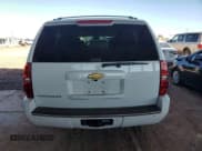 ✅ 2013 Chevrolet Suburban LTZ • VIN: 1GNSCKE00DR207291 • Lot: 84603975. Wystawiony na Copart z przebiegiem 180 049 mil. Bezpłatny archiwum sprzedaży aukcyjnych z USA i szczegółowy raport historii pojazdu na DreamBid. Zdjęcie 6.