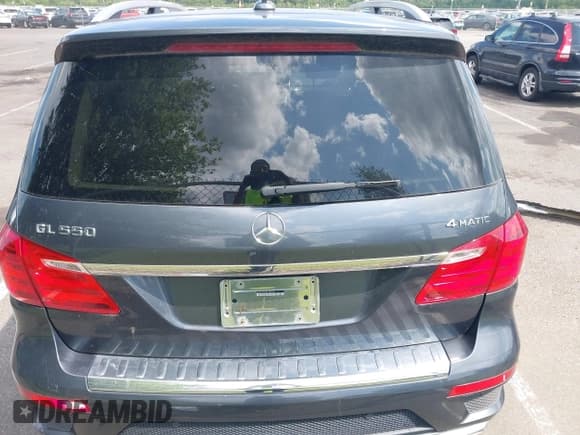 ✅ 2013 Mercedes-Benz GL 550 • VIN: 4JGDF7DE5DA180778 • Lot: 42798151. Listed on IAAI with 171,893 mi. Free auction sales archive from the USA and detailed vehicle history report at DreamBid. Image 16.