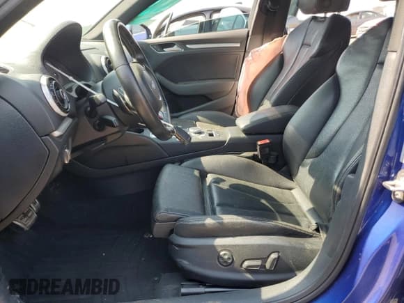 ✅ 2015 Audi S3 Premium Plus • VIN: WAUBFGFF6F1068363 • Lot: 59728735. Wystawiony na Copart z przebiegiem 68 511 mil. Bezpłatny archiwum sprzedaży aukcyjnych z USA i szczegółowy raport historii pojazdu na DreamBid. Zdjęcie 7.