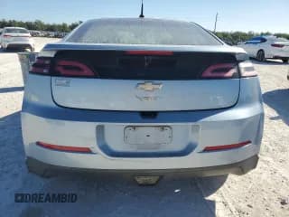 ✅ 2014 Chevrolet Volt • VIN: 1G1RA6E42EU131488 • Lot: 83413064. Wystawiony na Copart z przebiegiem 167 205 mil. Bezpłatny archiwum sprzedaży aukcyjnych z USA i szczegółowy raport historii pojazdu na DreamBid. Zdjęcie 6.