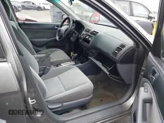 ✅ 2005 Honda Civic LX • VIN: 2HGES16575H542189 • Lot: 43651495. Wystawiony na IAAI z przebiegiem 229 524 mil. Bezpłatny archiwum sprzedaży aukcyjnych z USA i szczegółowy raport historii pojazdu na DreamBid. Zdjęcie 5.