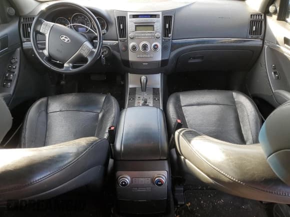 ✅ 2007 Hyundai Veracruz GLS • VIN: KM8NU73C77U021984 • Lot: 87482384. Listed on Copart with 114,312 mi. Free auction sales archive from the USA and detailed vehicle history report at DreamBid. Image 8.