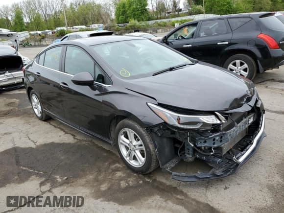 ✅ 2017 Chevrolet Cruze LT • VIN: 1G1BE5SMXH7187024 • Lot: 50115763. Listed on Copart with 68,915 mi. Free auction sales archive from the USA and detailed vehicle history report at DreamBid. Image 4.