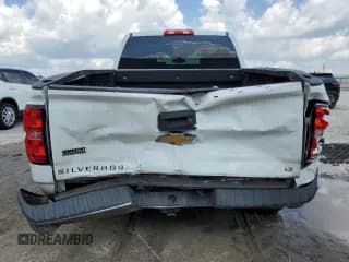 ✅ 2017 Chevrolet Silverado 1500 LT • VIN: 1GCVKREC4HZ156136 • Лот: 72575204. Опубликован ранее на Copart с пробегом 121 426 миль. Бесплатный доступ к архиву аукционных продаж из США и подробный отчёт об истории автомобиля на DreamBid. Изображение 6.