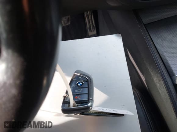 ✅ 2018 BMW 5 Series M550i xDrive • VIN: WBAJB9C5XJG464039 • Lot: 42114388. Listed on IAAI with 94,950 mi. Free auction sales archive from the USA and detailed vehicle history report at DreamBid. Image 11.