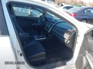 ✅ 2012 Toyota Camry LE • VIN: 4T1BF1FK3CU105050 • Lot: 43757428. Wystawiony na IAAI z przebiegiem 311 081 mil. Bezpłatny archiwum sprzedaży aukcyjnych z USA i szczegółowy raport historii pojazdu na DreamBid. Zdjęcie 5.