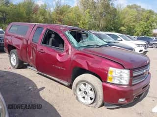 2013 Chevrolet Silverado 1500 LT с VIN 1GCRKSE73DZ131623, выставлен на аукционе IAAI как лот 43351277 с пробегом Не указан миль и . История ставок и продаж доступна на DreamBid. Изображение 1.