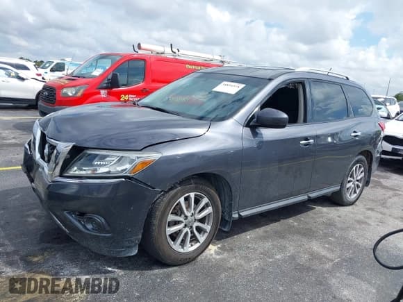 ✅ 2014 Nissan Pathfinder Platinum • VIN: 5N1AR2MMXEC733905 • Lot: 42080757. Listed on IAAI with 128,092 mi. Free auction sales archive from the USA and detailed vehicle history report at DreamBid. Image 2.
