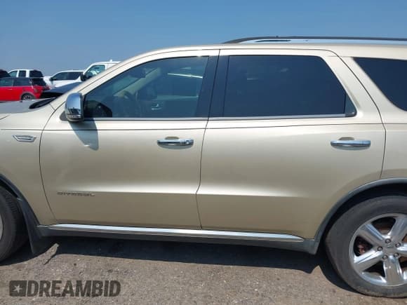 ✅ 2011 Dodge Durango Citadel • VIN: 1D4RE5GG9BC667775 • Lot: 42543175. Listed on IAAI with 191,632 mi. Free auction sales archive from the USA and detailed vehicle history report at DreamBid. Image 14.