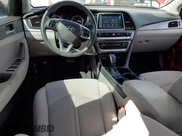 ✅ 2018 Hyundai Sonata SE • VIN: 5NPE24AF2JH663214 • Лот: 86173455. Опубликован ранее на Copart с пробегом 64 248 миль. Бесплатный доступ к архиву аукционных продаж из США и подробный отчёт об истории автомобиля на DreamBid. Изображение 8.