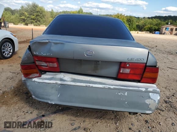 ✅ 1996 Lexus LS 400 • VIN: JT8BH22F9T0066208 • Lot: 71427625. Listed on Copart with 241,382 mi. Free auction sales archive from the USA and detailed vehicle history report at DreamBid. Image 6.