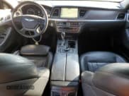 ✅ 2015 Hyundai Genesis 3.8L • VIN: KMHGN4JE2FU079282 • Лот: 87463545. Опубликован ранее на Copart с пробегом 164 795 миль. Бесплатный доступ к архиву аукционных продаж из США и подробный отчёт об истории автомобиля на DreamBid. Изображение 8.