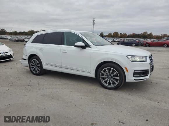 ✅ 2019 Audi Q7 Premium Plus • VIN: WA1LAAF74KD022089 • Lot: 90059385. Wystawiony na Copart z przebiegiem 30 475 mil. Bezpłatny archiwum sprzedaży aukcyjnych z USA i szczegółowy raport historii pojazdu na DreamBid. Zdjęcie 4.