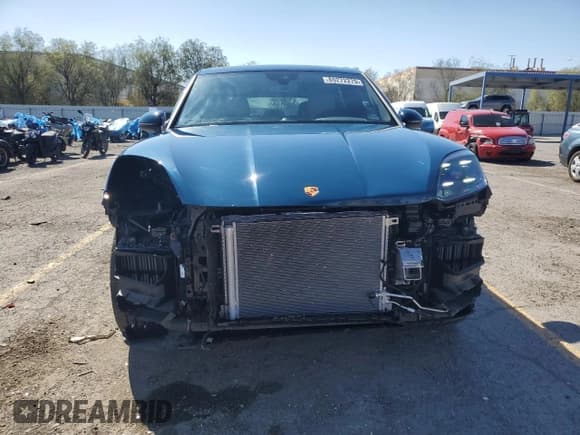 ✅ 2024 Porsche Cayenne • VIN: WP1AA2AY9RDA05767 • Лот: 86272375. Опубликован ранее на Copart с пробегом 8 590 миль. Бесплатный доступ к архиву аукционных продаж из США и подробный отчёт об истории автомобиля на DreamBid. Изображение 5.