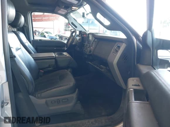 ✅ 2014 Ford F-250 XL • VIN: 1FT7W2BT5EEA48300 • Lot: 42236840. Listed on IAAI with 213,819 mi. Free auction sales archive from the USA and detailed vehicle history report at DreamBid. Image 5.