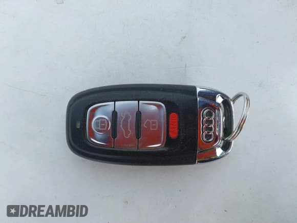 ✅ 2013 Audi S5 Premium Plus • VIN: WAUCGAFR6DA063377 • Лот: 42888709. Опубликован ранее на IAAI с пробегом 126 313 миль. Бесплатный доступ к архиву аукционных продаж из США и подробный отчёт об истории автомобиля на DreamBid. Изображение 11.