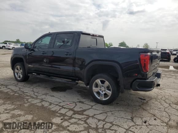 ✅ 2020 GMC Sierra 1500 • VIN: MVIN390304IND • Лот: 56961985. Опубликован ранее на Copart с пробегом 97 425 миль. Бесплатный доступ к архиву аукционных продаж из США и подробный отчёт об истории автомобиля на DreamBid. Изображение 2.