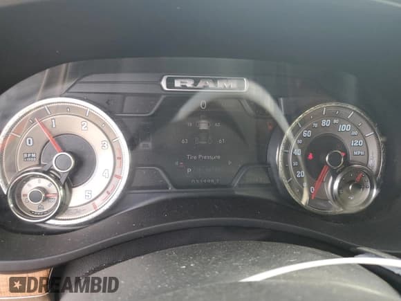 ✅ 2022 Ram 2500 Longhorn • VIN: 3C6UR5GL8NG143082 • Lot: 49087515. Wystawiony na Copart z przebiegiem 33 998 mil. Bezpłatny archiwum sprzedaży aukcyjnych z USA i szczegółowy raport historii pojazdu na DreamBid. Zdjęcie 9.