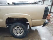 ✅ 2004 Chevrolet Silverado 2500HD LS • VIN: 1GCHC23U14F111681 • Лот: 41572118. Опубликован ранее на IAAI с пробегом 410 470 миль. Бесплатный доступ к архиву аукционных продаж из США и подробный отчёт об истории автомобиля на DreamBid. Изображение 6.