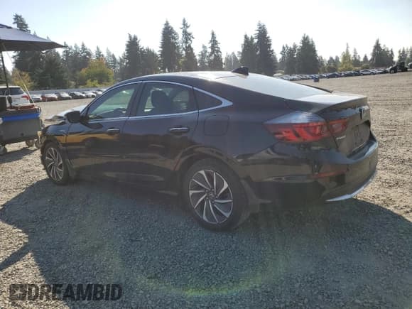 ✅ 2020 Honda Insight Touring • VIN: 19XZE4F94LE010337 • Lot: 83826075. Listed on Copart with 105,262 mi. Free auction sales archive from the USA and detailed vehicle history report at DreamBid. Image 2.