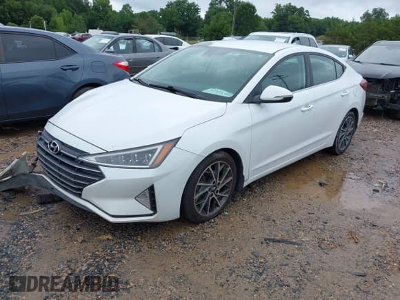 ✅ 2020 Hyundai Elantra SEL • VIN: 5NPD84LF7LH500729 • Lot: 42931384. Listed on IAAI with 136,057 mi. Free auction sales archive from the USA and detailed vehicle history report at DreamBid. Image 2.