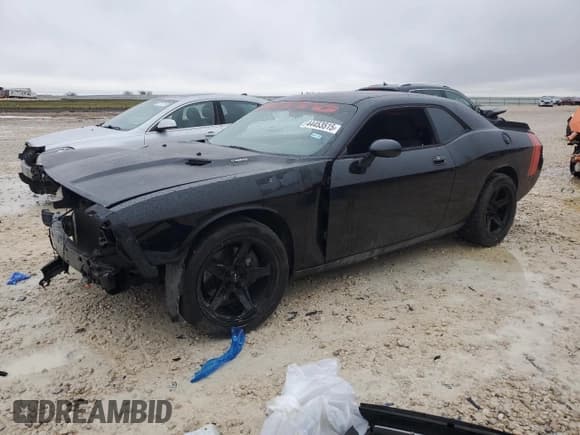 ✅ 2010 Dodge Challenger R/T Classic • VIN: 2B3CJ5DT1AH314637 • Lot: 44453515. Wystawiony na Copart z przebiegiem 184 396 mil. Bezpłatny archiwum sprzedaży aukcyjnych z USA i szczegółowy raport historii pojazdu na DreamBid. Zdjęcie 1.