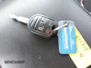 ✅ 2017 Ford Flex SE • VIN: 2FMGK5B89HBA08421 • Lot: 42696650. Wystawiony na IAAI z przebiegiem 130 220 mil. Bezpłatny archiwum sprzedaży aukcyjnych z USA i szczegółowy raport historii pojazdu na DreamBid. Zdjęcie 11.