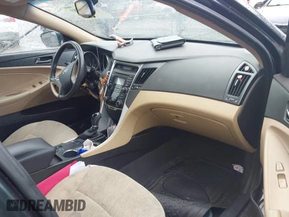 ✅ 2013 Hyundai Sonata GLS • VIN: 5NPEB4AC8DH727010 • Lot: 43371383. Listed on IAAI with 139,796 mi. Free auction sales archive from the USA and detailed vehicle history report at DreamBid. Image 5.